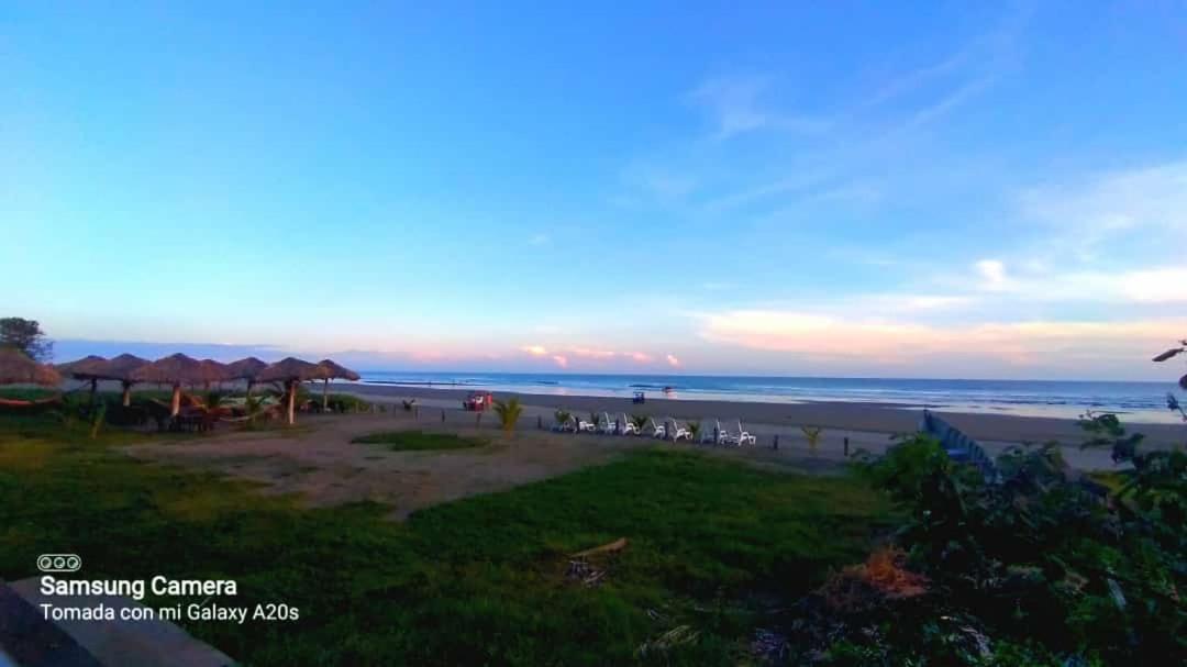Sambo Mambo Beach Hotel El Cuco Kültér fotó